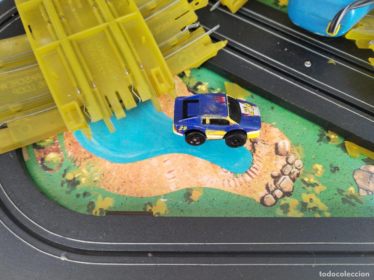 Slot Cars: circuito micromachines