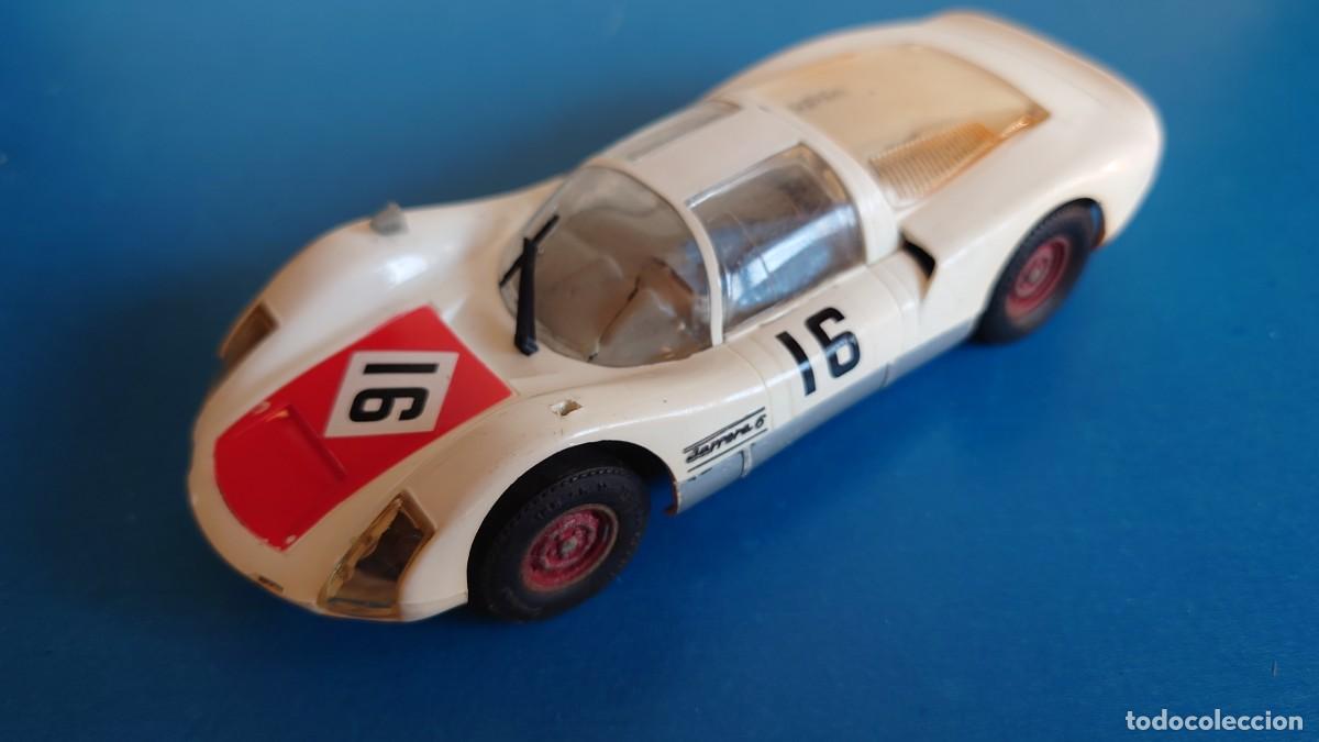 Slot Cars: PORSCHE 906 CARRERA UNIVERSAL 40426