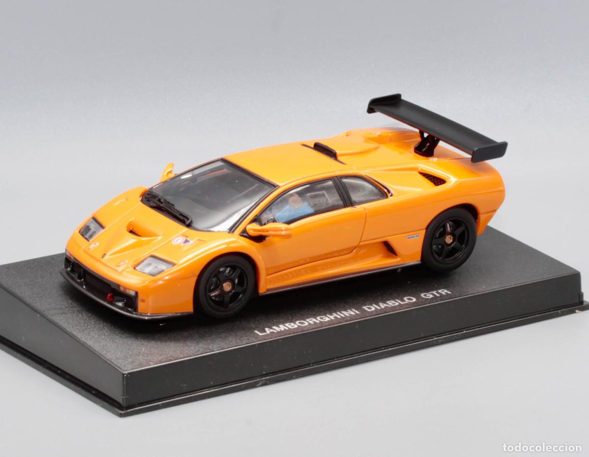Slot Cars: Lamborghini Diablo GTR (AutoArt)