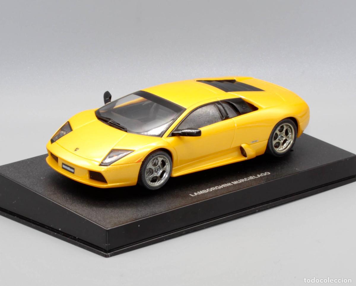 Slot Cars: Lamborghini Murcielago (AutoArt)