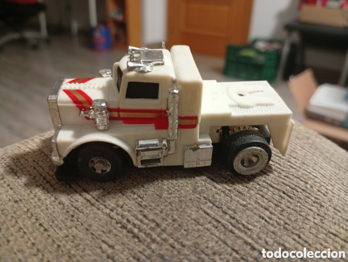 Slot Cars: Cami&oacute;n TCR SCALEXTRIC