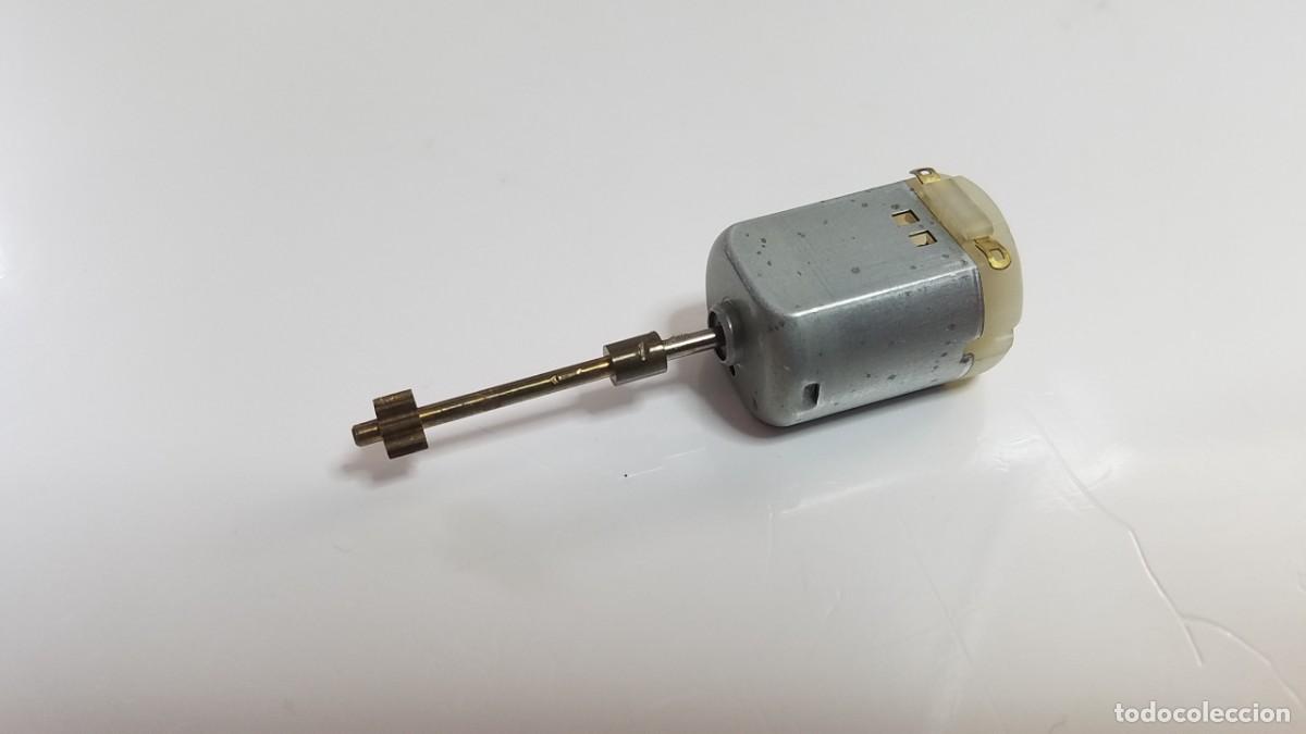 Slot Cars: SLOT SCALEXTRIC MOTOR MABUCHI CON PI&Ntilde;ON GRANDE 9 DIENTES Y CABLES