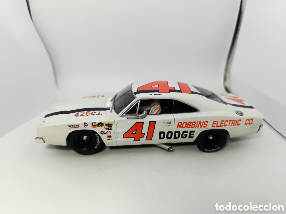 Slot Cars: CARRERA EVOLUTION DODGE CHARGER 500 NASCAR