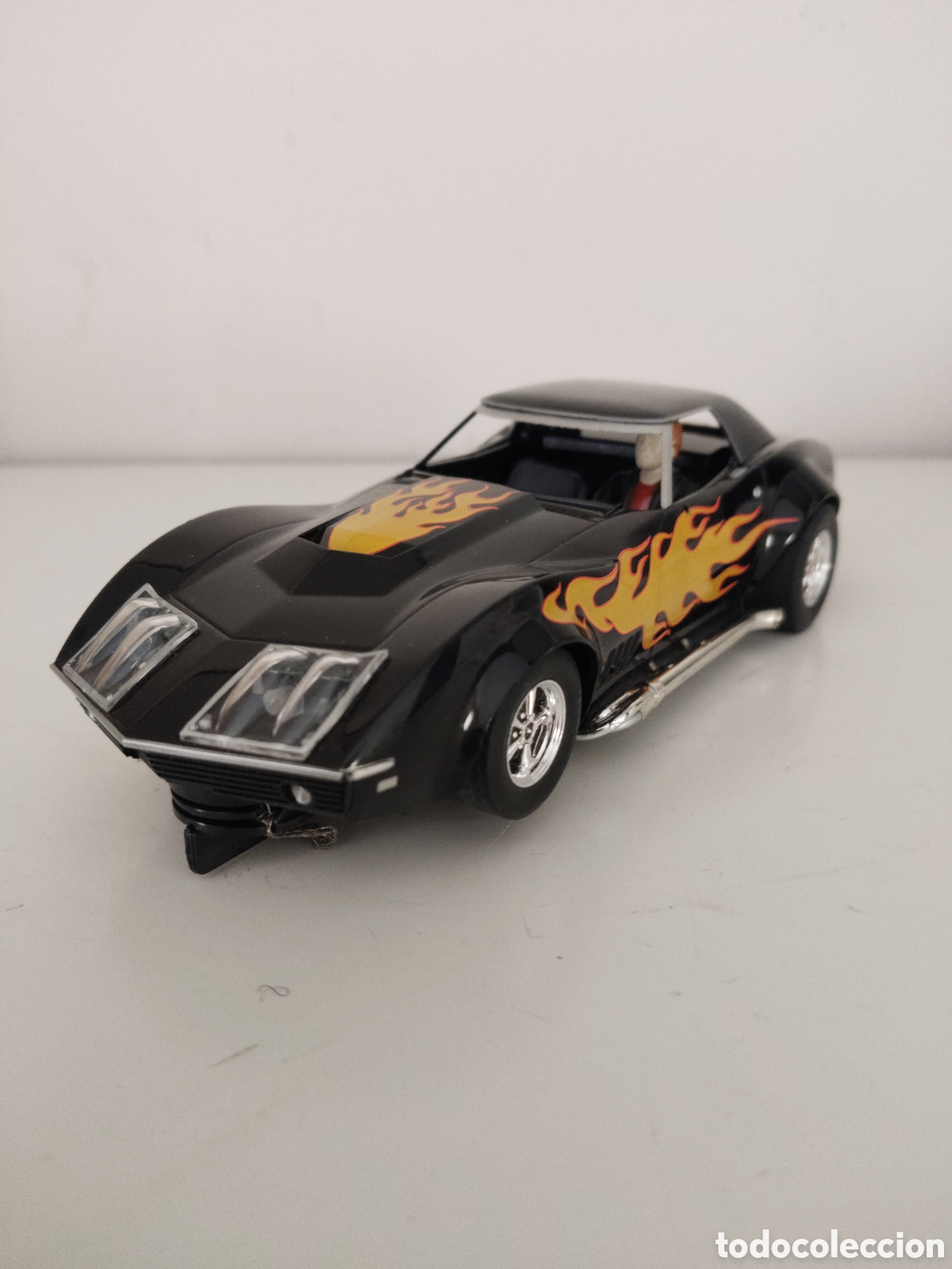 Slot Cars: SLOT CAR CHEVROLET CORVETTE L 88 HORNBY