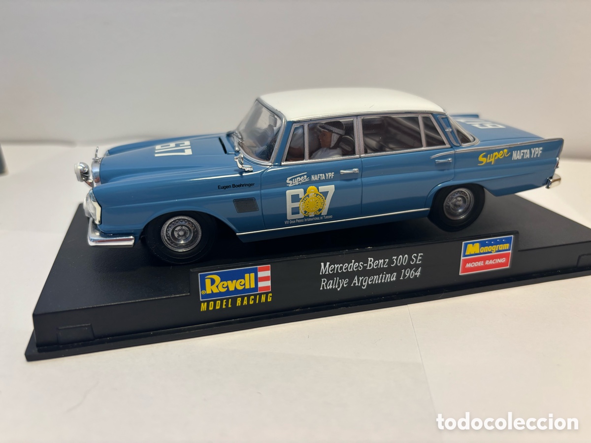 Slot Cars: REVELL 08350 MERCEDES BENZ 300SE ARGENTINA 1964 1:32 SLOT CAR NUEVO en caja