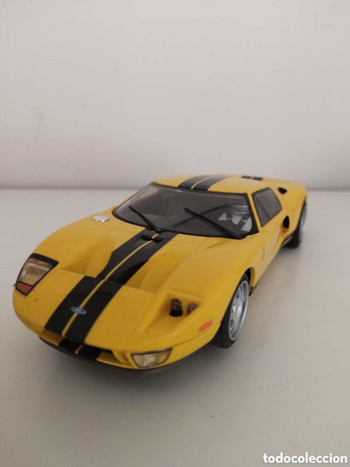 Slot Cars: SLOT CAR HORNBY FORD GT