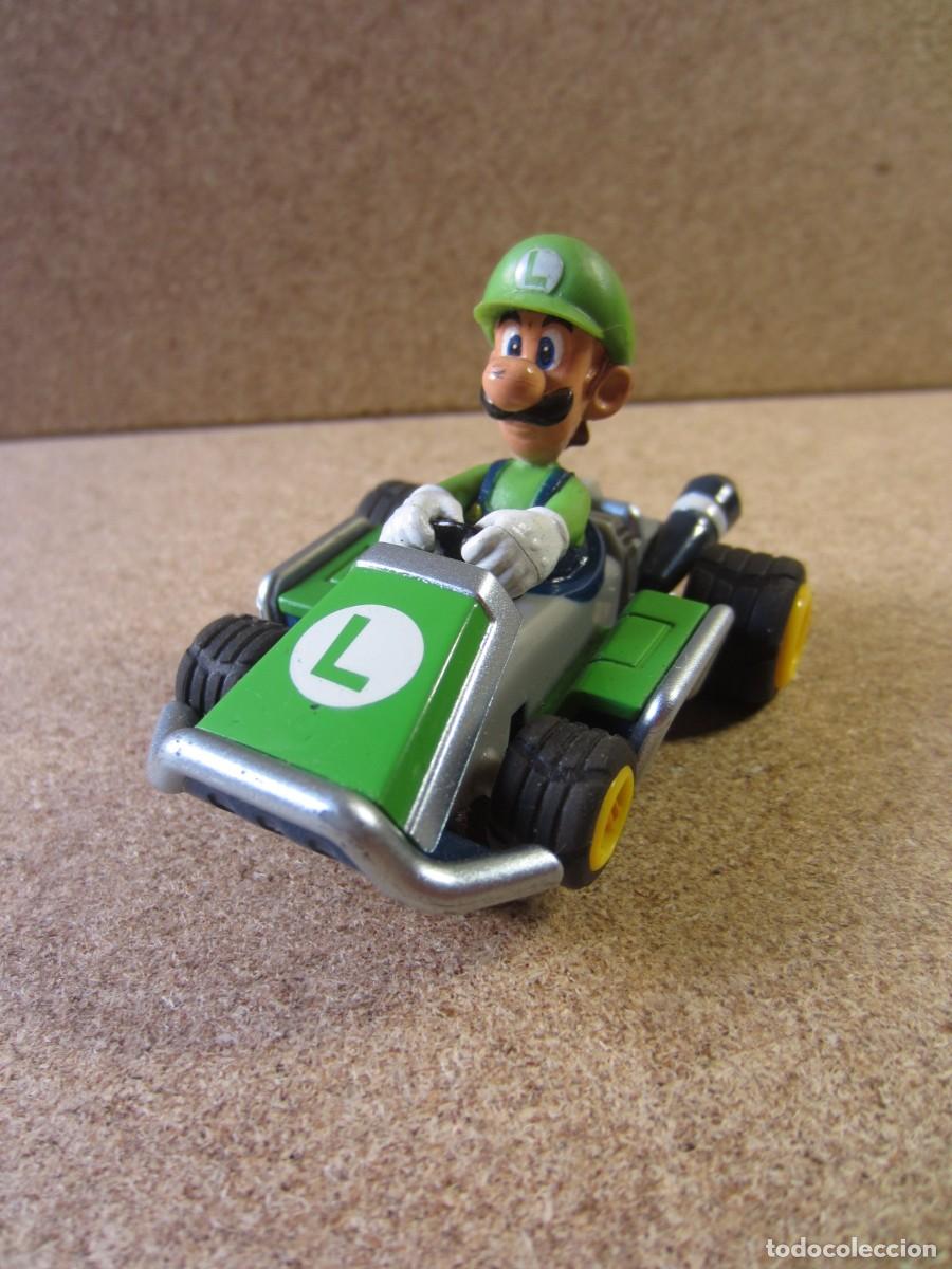 Slot Cars: Coche Slot Luigi Super Mario Kart (Carrera GO)