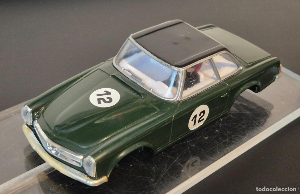 Slot Cars: SCALEXTRIC ALTAYA MERCEDES 250SL FUNCIONA CORRECTO SIN EJES SIN GUIA CON ALGUNA FALTA