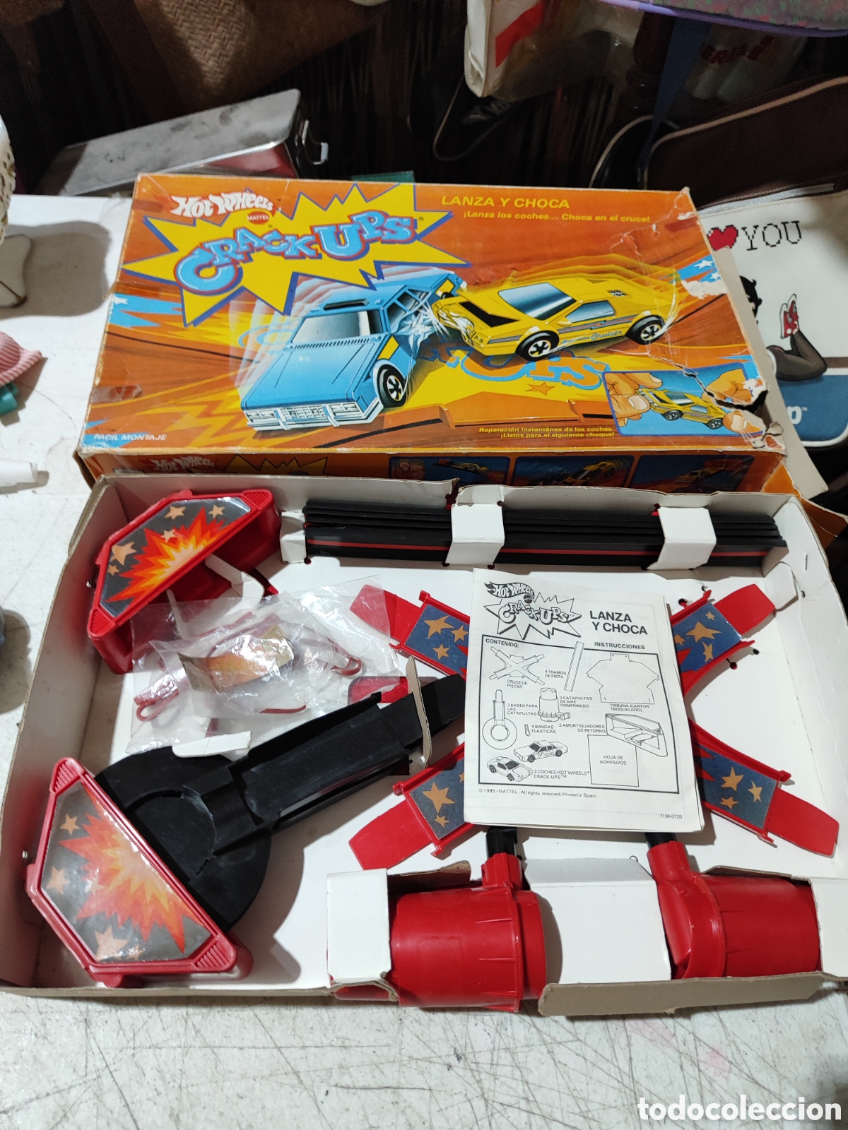 Slot Cars: Crackups de Hot wheels le faltan los coches