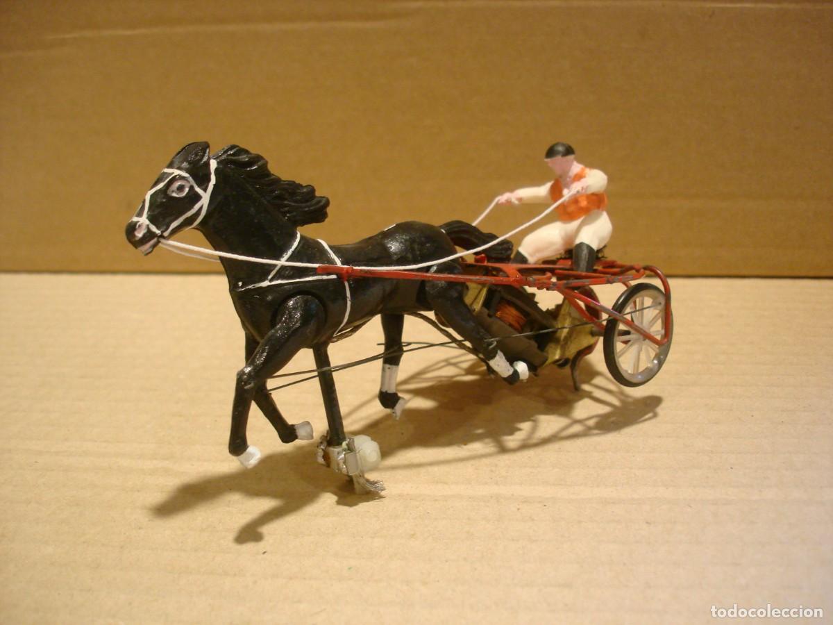 Slot Cars: SCALEXTRIC CIRCUIT 24 CABALLO DE CARRERAS