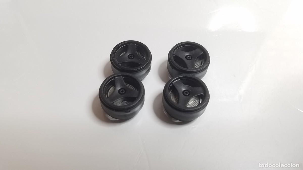 Slot Cars: SLOT SCALEXTRIC 4X JUEGO LLANTAS O CUBOS RUEDAS NEGRAS 3 RADIOS 16 mm DI&Aacute;METRO EXTERIOR