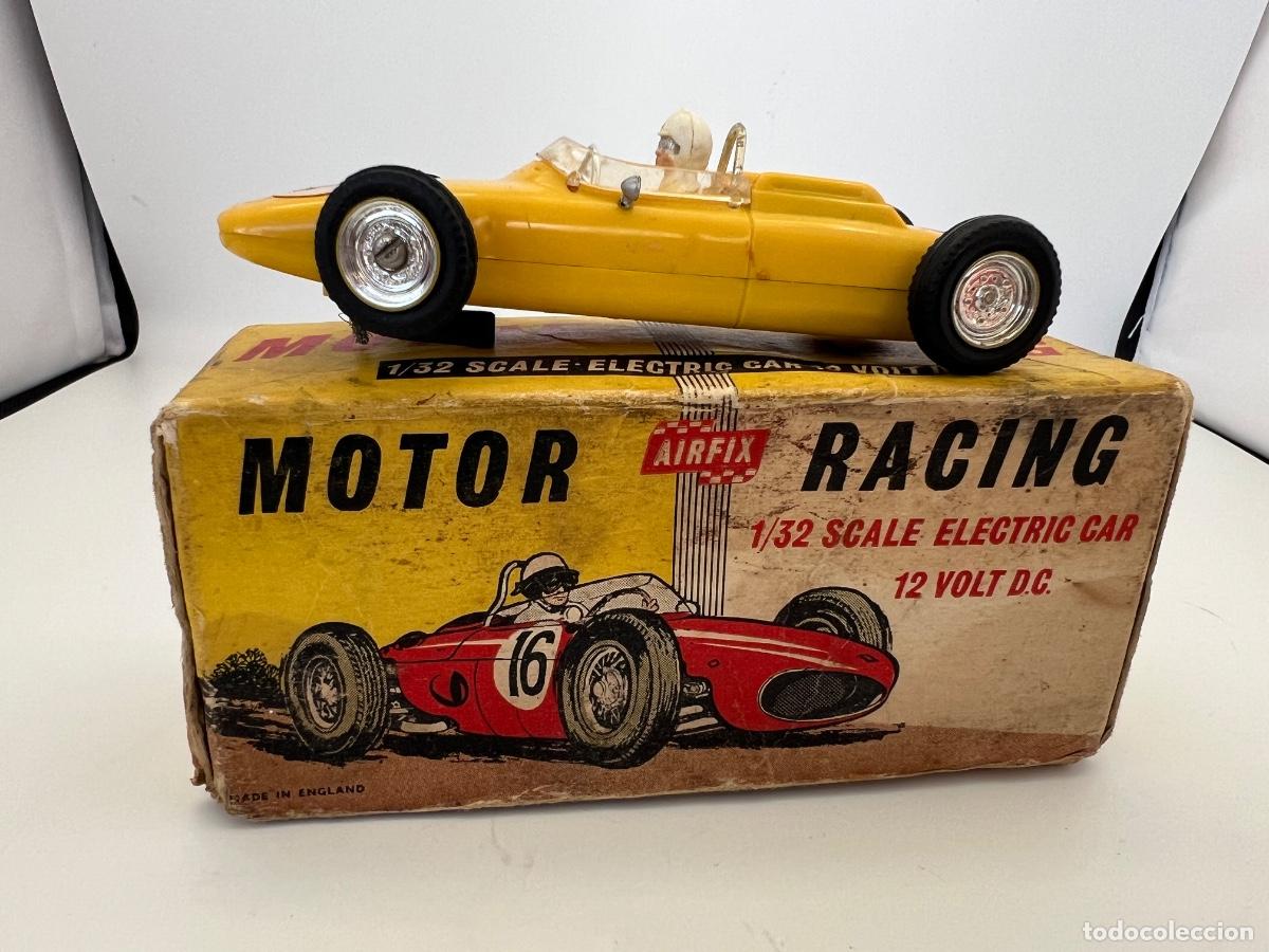 Slot Cars: PORSCHE AIRFIX MOTOR RACING SLOT CAR