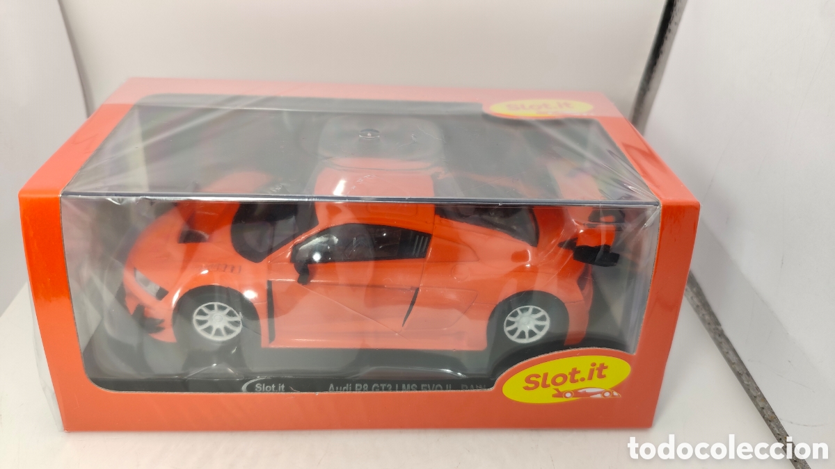 Slot Cars: SLOT.IT AUDI R8 GT3 LMS EVO II RAW CA58-R1