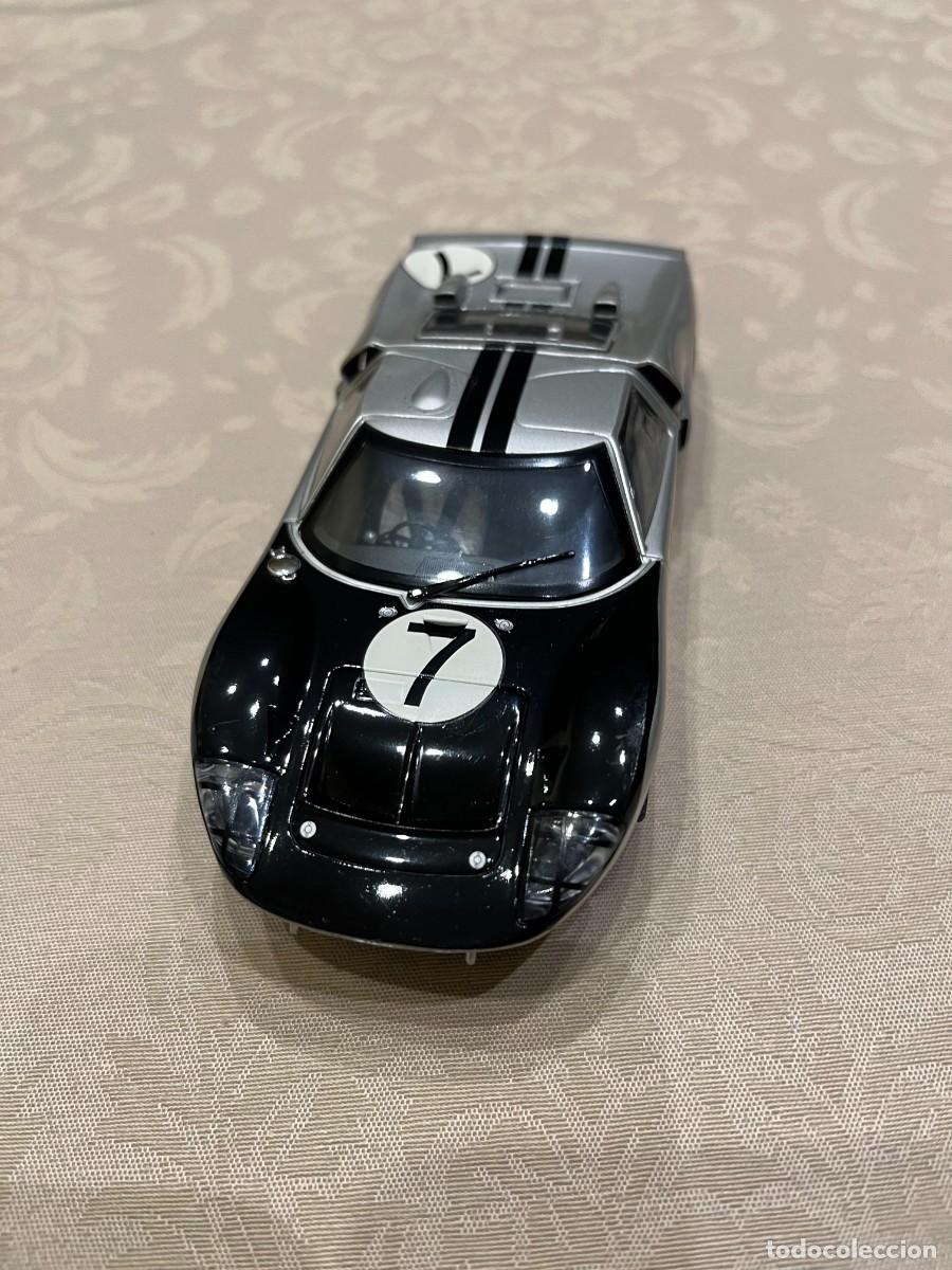 Slot Cars: Ford GT 40 N&ordm;7 Plata y Negro