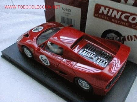 Miniatura Ferrari F50 a escala 1:18 en Rojo | Ferrari