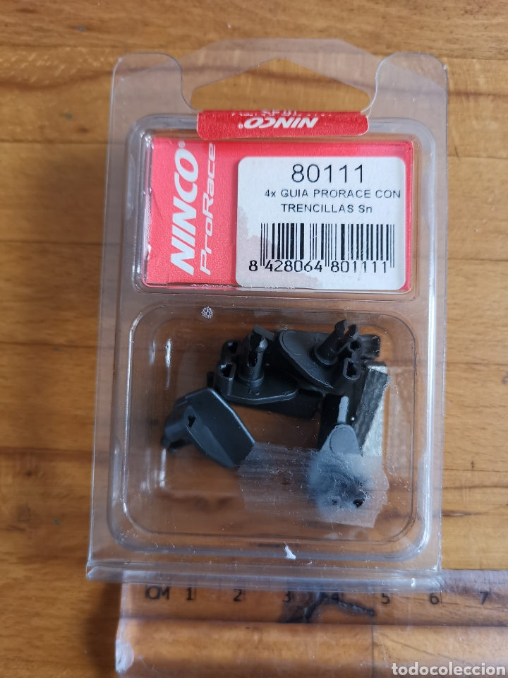 Slot Cars: 4 gu&iacute;as Pro Race Con trencillas de Ninco. Ref. 80111