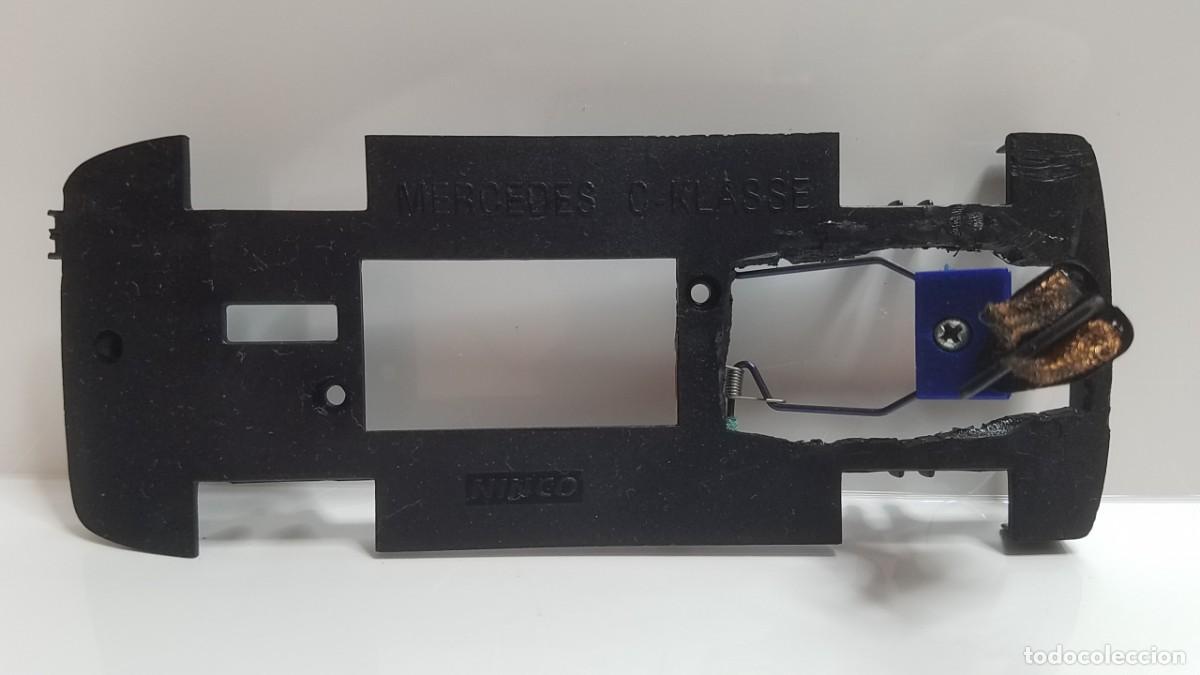 Slot Cars: SLOT SCALEXTRIC NINCO CHASIS PREPARADO MERCEDES C-KLASSE CON GU&Iacute;A BASCULANTE