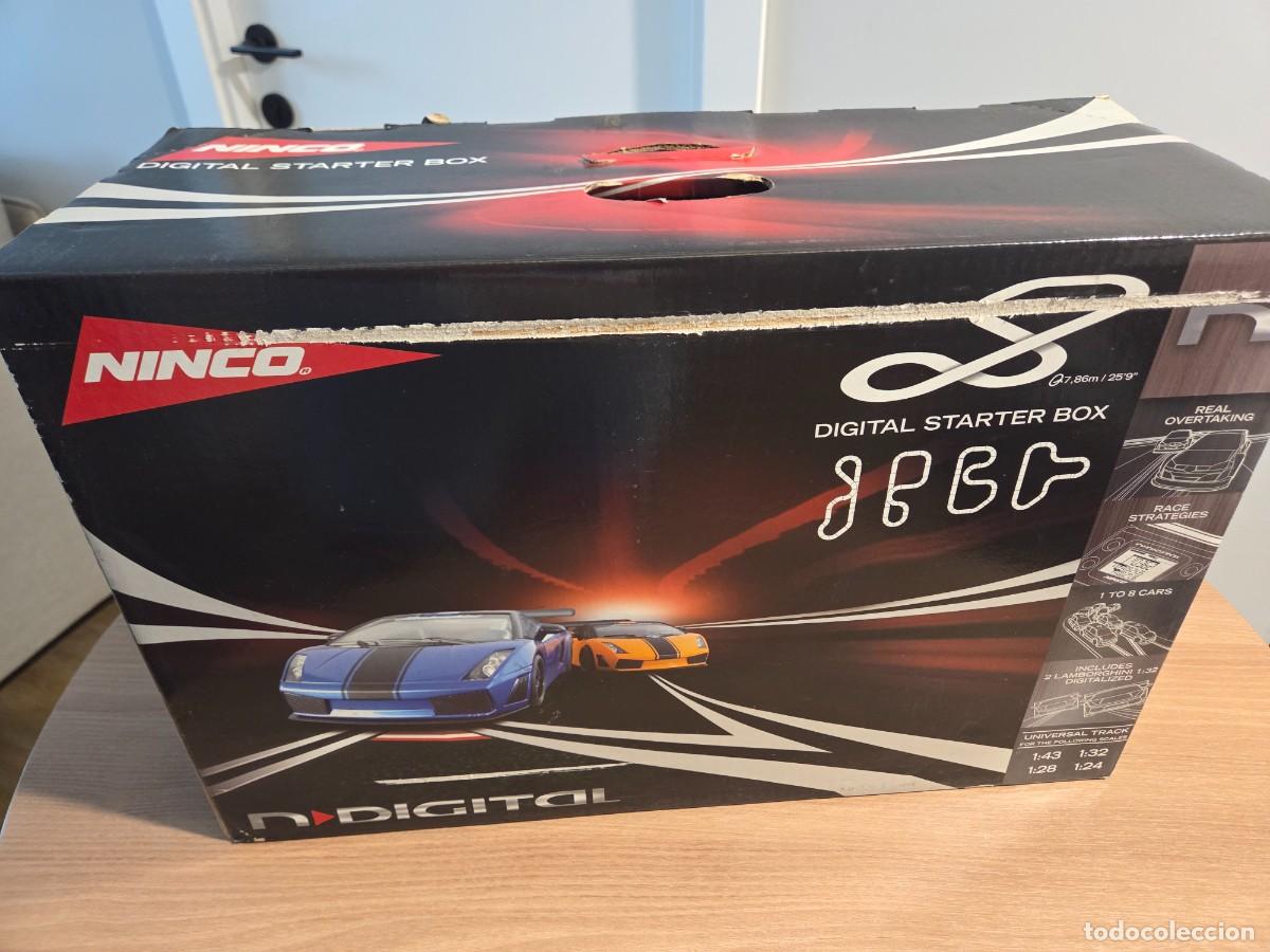 Slot Cars: Pista digital NINCO con accesorios.