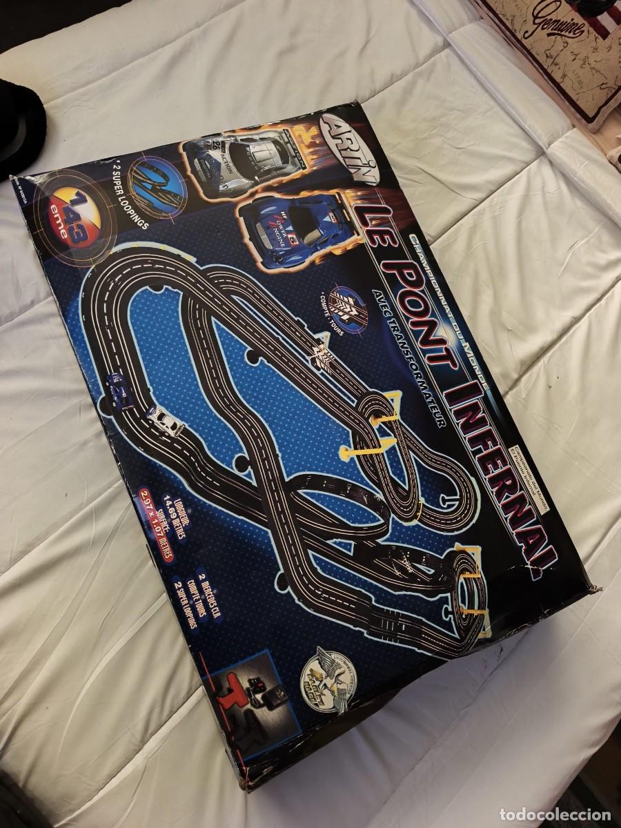 Slot Cars: Artin . Le Pont Infernal . Circuito 14,69 metros gigante de carreras de coches slot en escala 1:43