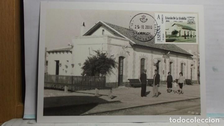 Selos: POSTAL CON MATASELLO Y SELLO PRIMER DIA - ESTACION DE LA ALCUBILLA 1941-1965.