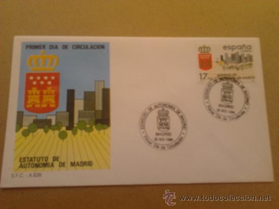 Sellos: Sobre primer dia Estatuto de A. Madrid 1984 - Foto 1