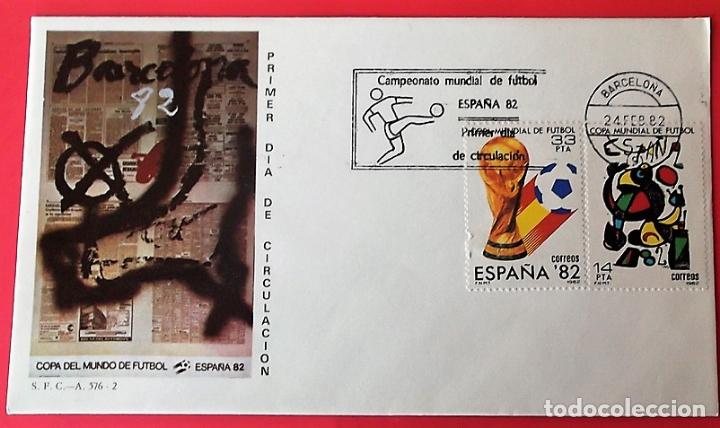 Sellos: Espa&ntilde;a. SPD 2644/45 Copa Mundial de F&uacute;tbol Espa&ntilde;a'82. Cartel, trofeo y logotipo. 1982. Matasello: 24