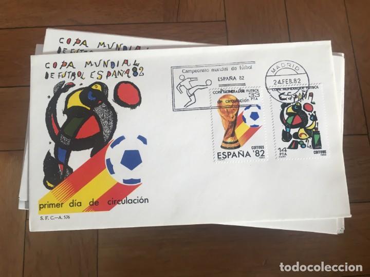 Sellos: R6490 SELLOS SOBRE PRIMER DIA DE CIRCULACION 1982 COPA MUNDIAL DE FUTBOL ESPA&Ntilde;A 82