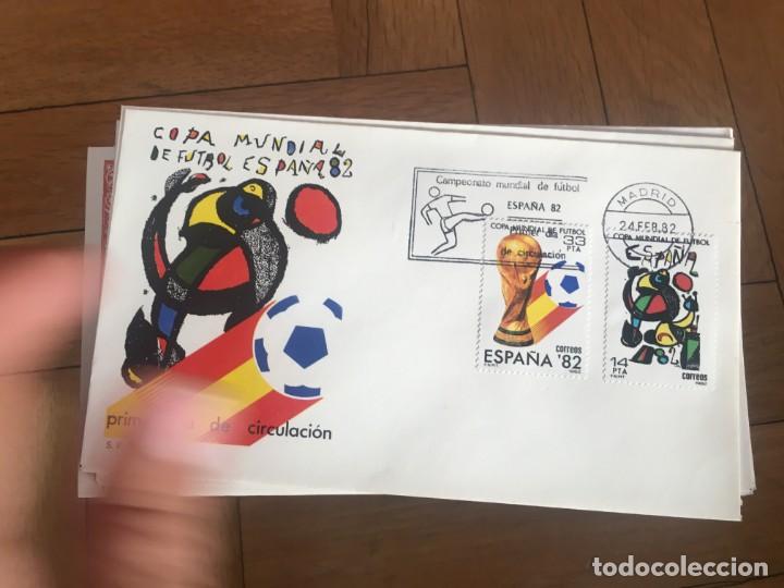 Sellos: R6491 SELLOS SOBRE PRIMER DIA DE CIRCULACION 1982 COPA MUNDIAL DE FUTBOL ESPA&Ntilde;A 82