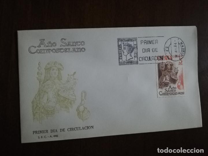 Sellos: SOBRE PRIMER DIA. A&Ntilde;O SANTO COMPOSTELANO. 1976. - Foto 1
