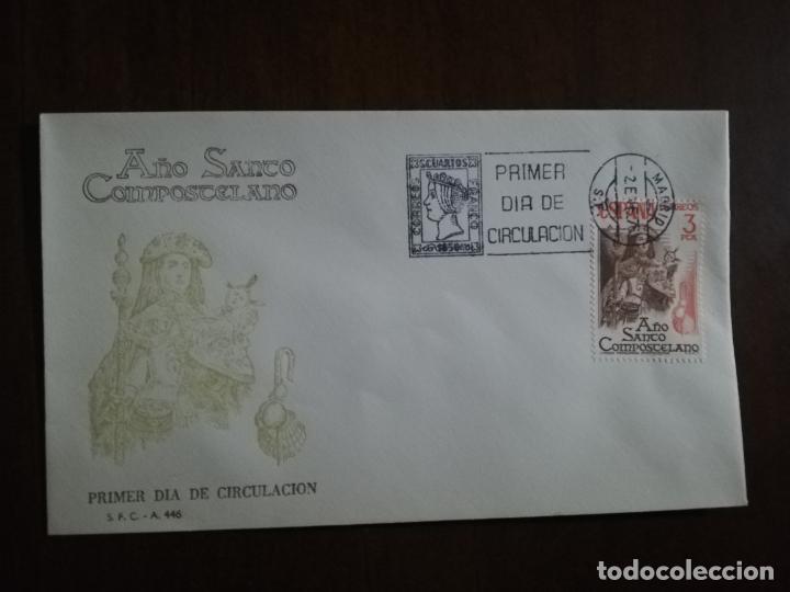 Sellos: SOBRE PRIMER DIA. A&Ntilde;O SANTO COMPOSTELANO. 1976. - Foto 1