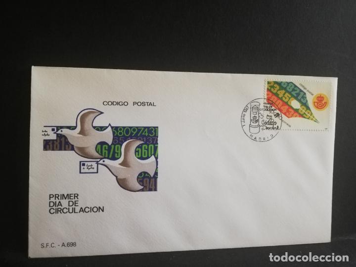 Sellos: SOBRE PRIMER DIA. CODIGO POSTAL. MADRID. 1987. - Foto 1