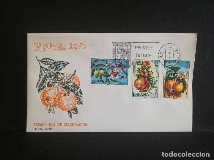 Sellos: SOBRE PRIMER DIA. FLORA. MADRID. 1975. - Foto 1