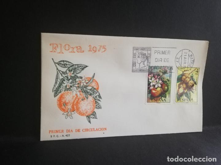 Sellos: SOBRE PRIMER DIA. FLORA. MADRID. 1975. - Foto 1