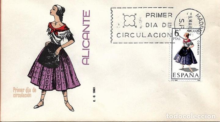 Sellos: TRAJE DE ALICANTE TRAJES TIPICOS ESPA&Ntilde;OLES 1967 (EDIFIL 1769) SOBRE PRIMER DIA DE EG. BONITO Y RARO.
