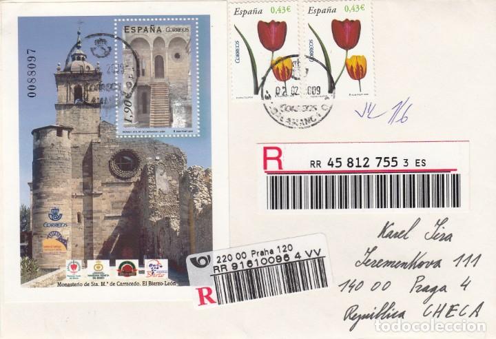 Sellos: SOBRE CON HB NUM. 4069 MONASTERIO DE S.M. CARRACEDO DESTINO REP&Uacute;BLICA CHECA - CORREO CERTIFICADO
