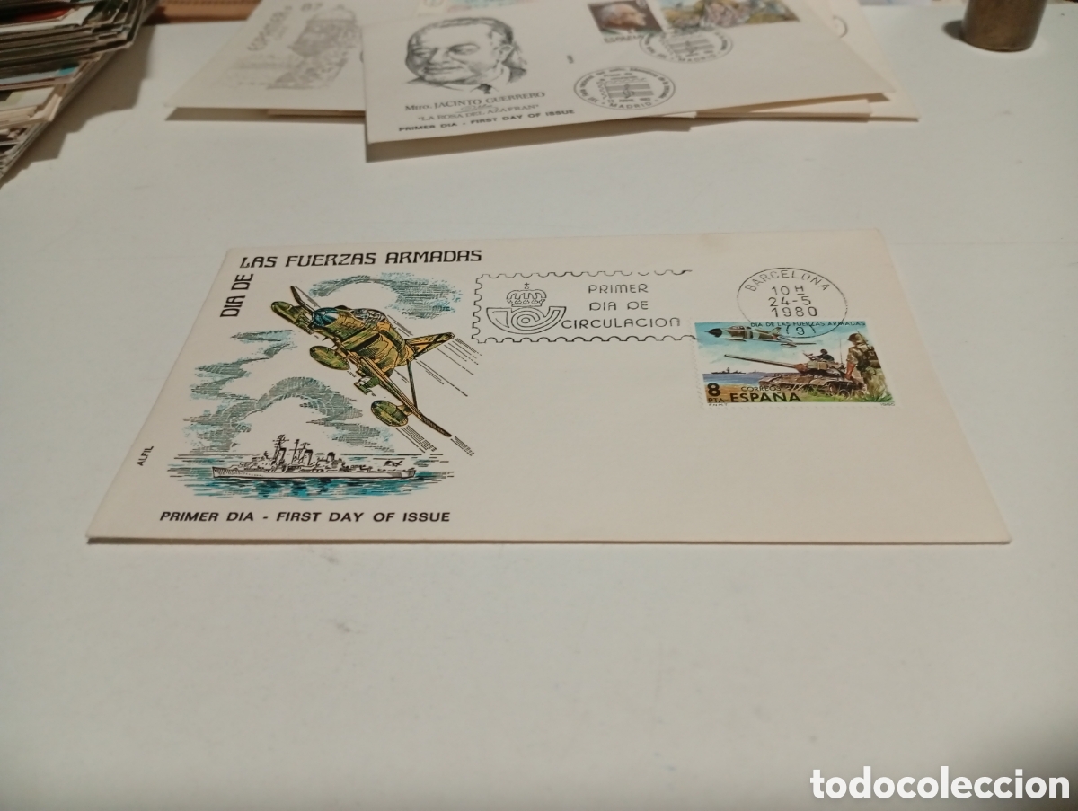 Sellos: Sobre primer d&iacute;a de circulaci&oacute;n dia de las fuerzas armadas