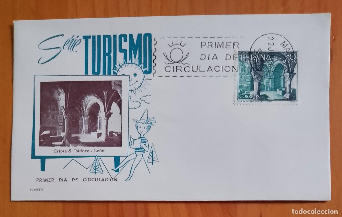Sellos: SOBRE PRIMER DIA - SERIE TURISMO: CRIPTA S. ISIDORO - LE&Oacute;N - Foto 1