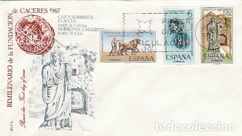 Sellos: Edifil 1827/9, bimilenario de la fundacion Caceres, primer dia 31-10-1967 sobre de ALFIL
