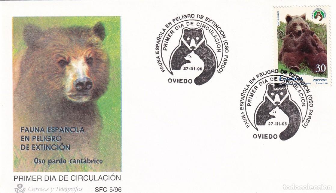 Sellos: SPD Oviedo 1996 - Fauna espa&ntilde;ola en peligro de extinci&oacute;n - Oso pardo cant&aacute;brico - Primer d&iacute;a