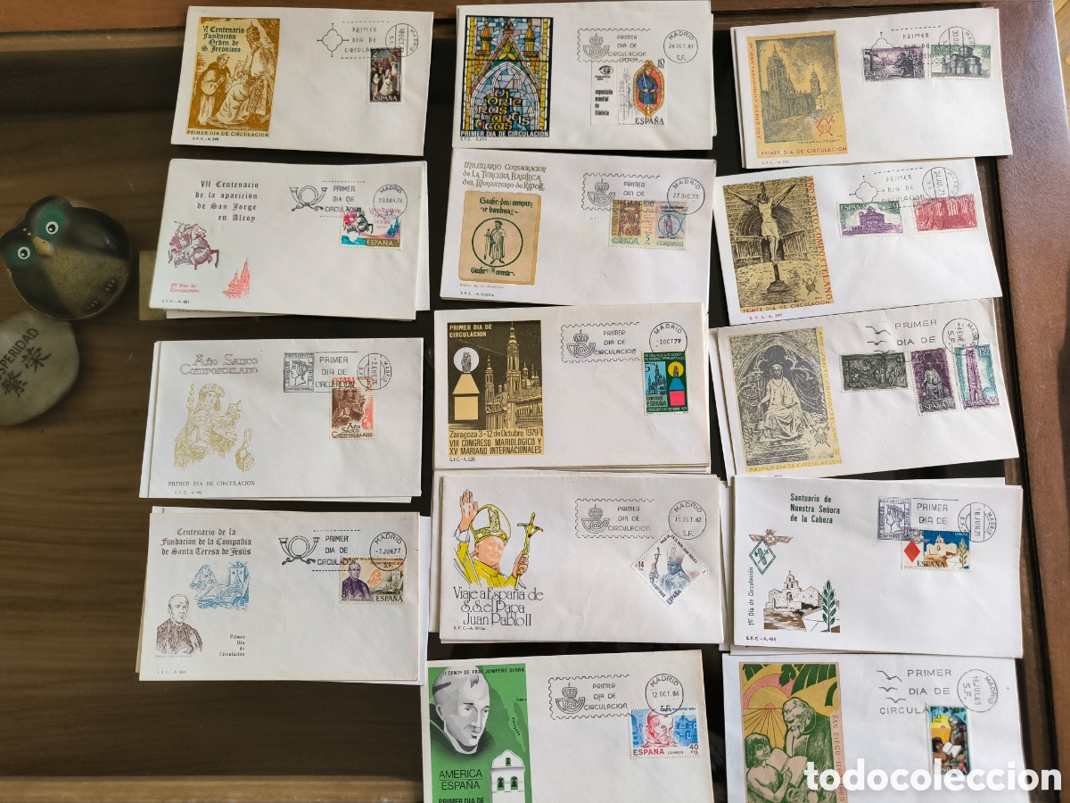 Sellos: 39 Sobres PDC Motivos religiosos variados