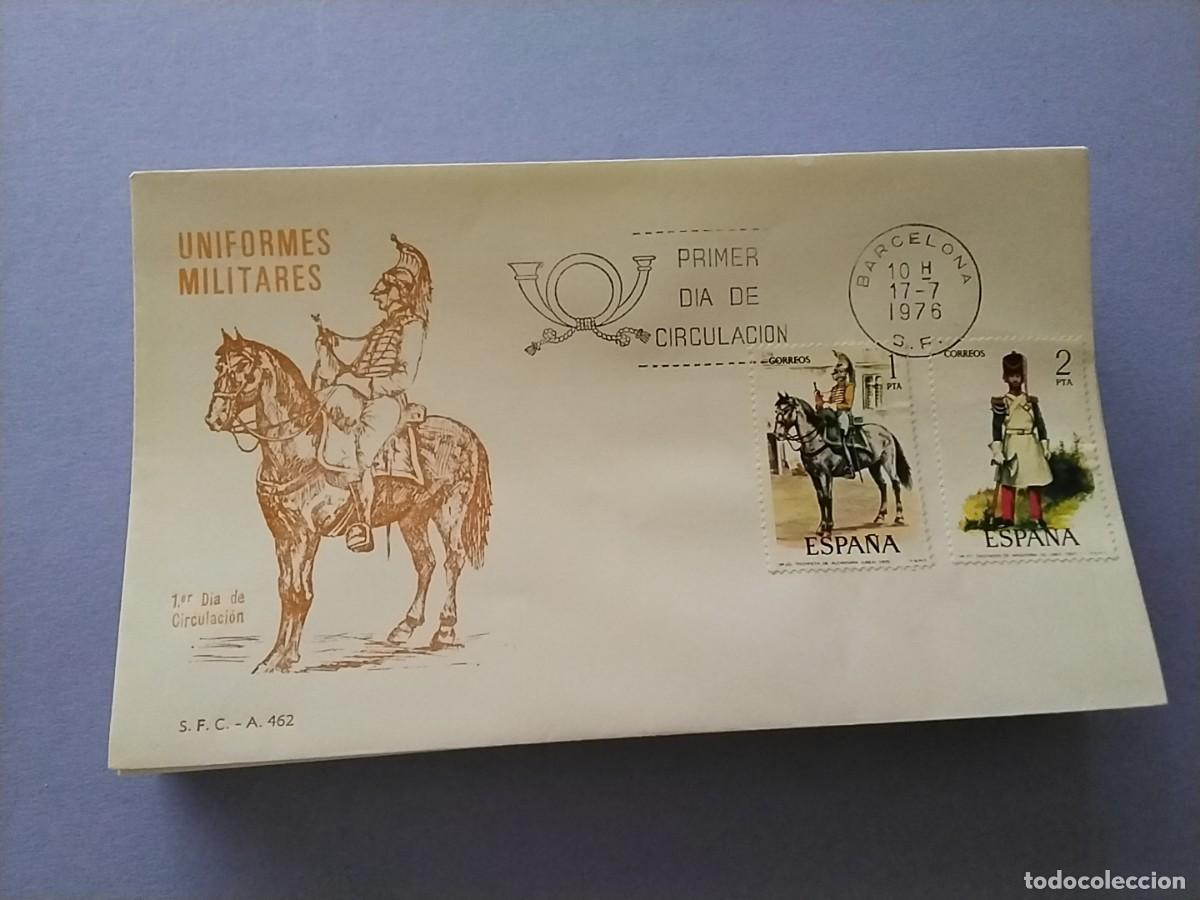 Selos: Sobres primer dia Espa&ntilde;a Uniformes