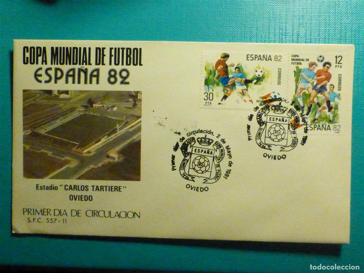 Sellos: Espa&ntilde;a 82 Sobre Primer Dia S.F.C 557-11 Estadio Carlos Tartiere Oviedo 3 Mayo 1981 Edifil 2613, 2614