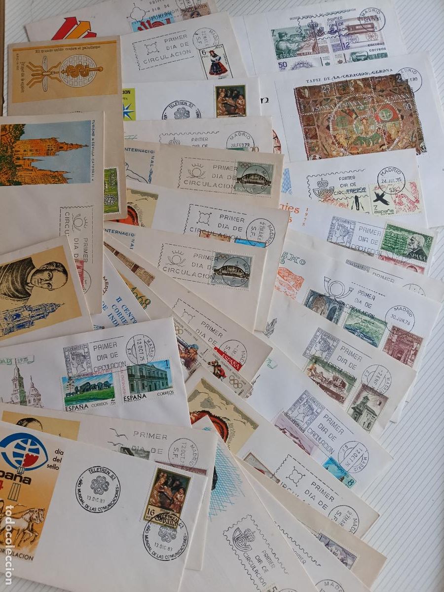 Sellos: Lote de 28 sobres de primer d&iacute;a. Espa&ntilde;a