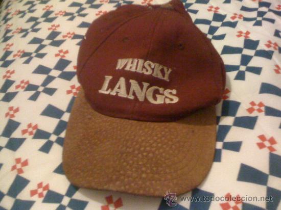 Gorra de beisbol, publicitaria de whisky Langs. Bordada.