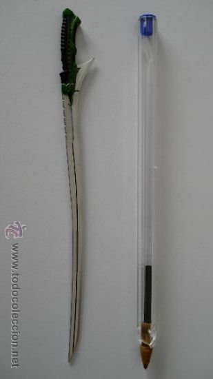 Espada larga del Duende Verde de la figura de Hot Toys. Escala 1:6.