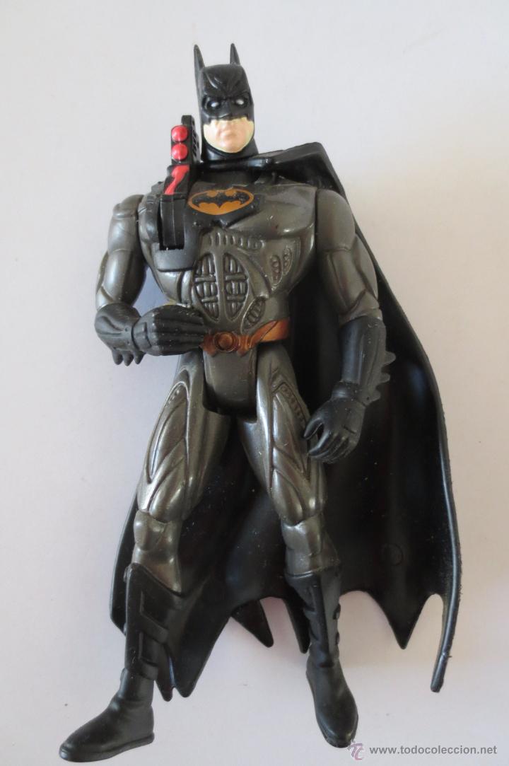 FIGURA MUÑECO BATMAN