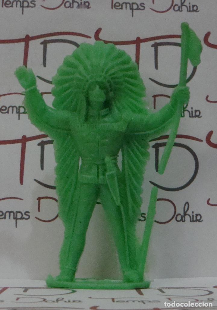 (TC-20) FIGURA PLASTICO COMANSI