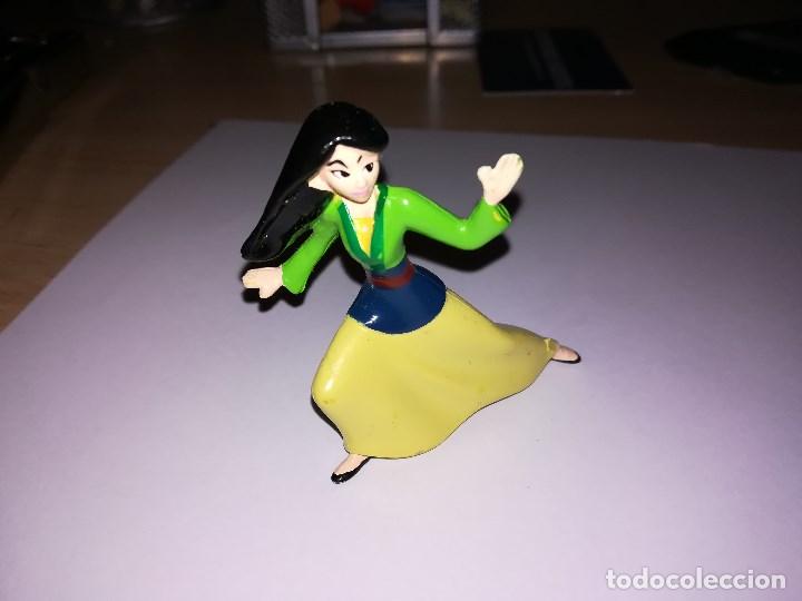 WALT DISNEY FIGURA PVC MULAN
