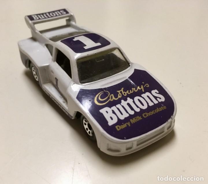 Porsche 935 racing Cadburys. Matchbox. Escala 1/57
