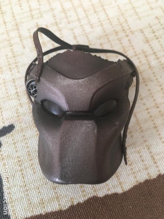 Hot Toys. Mascara parcial de Predator. Para custom de figuras de escala 1/6.